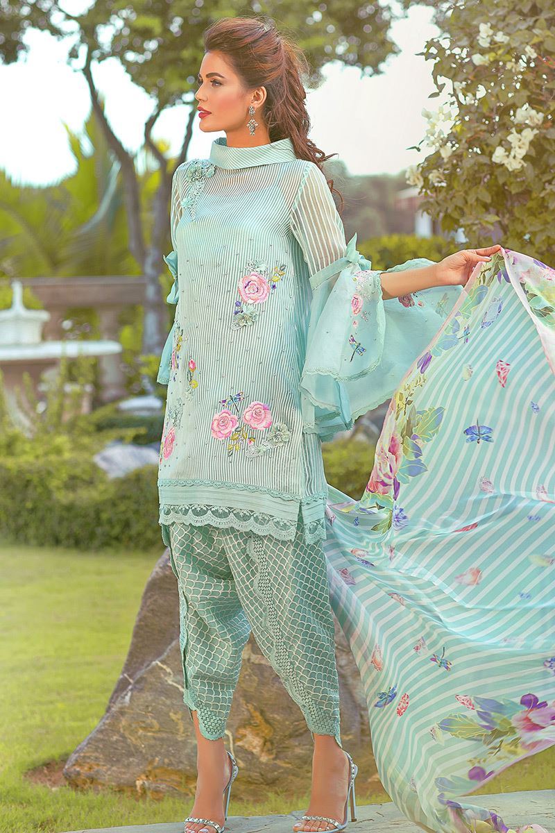 Picture of Parrots and gems