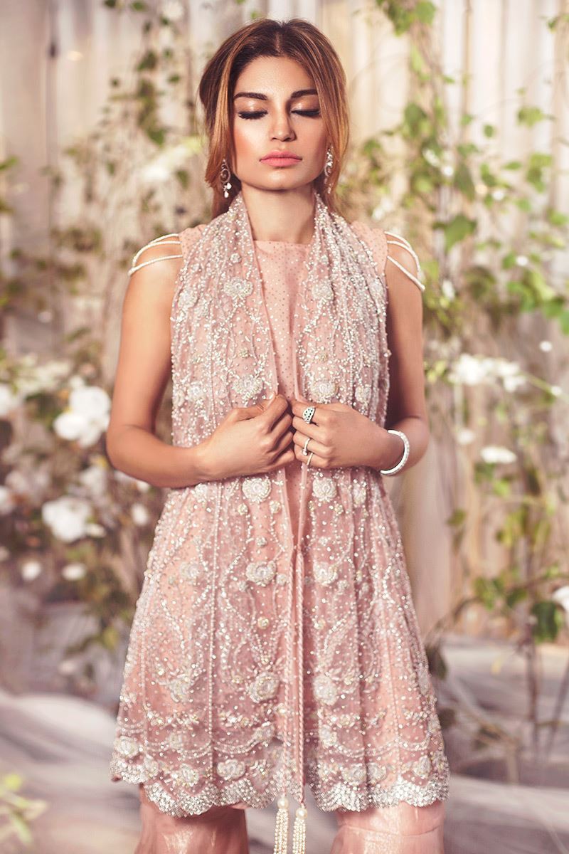 Picture of Frosty pink stole shirt