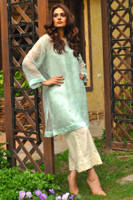 Picture of Pearl on glitter