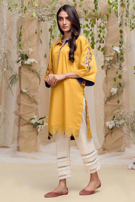 Collar shirt with laser and embroidery