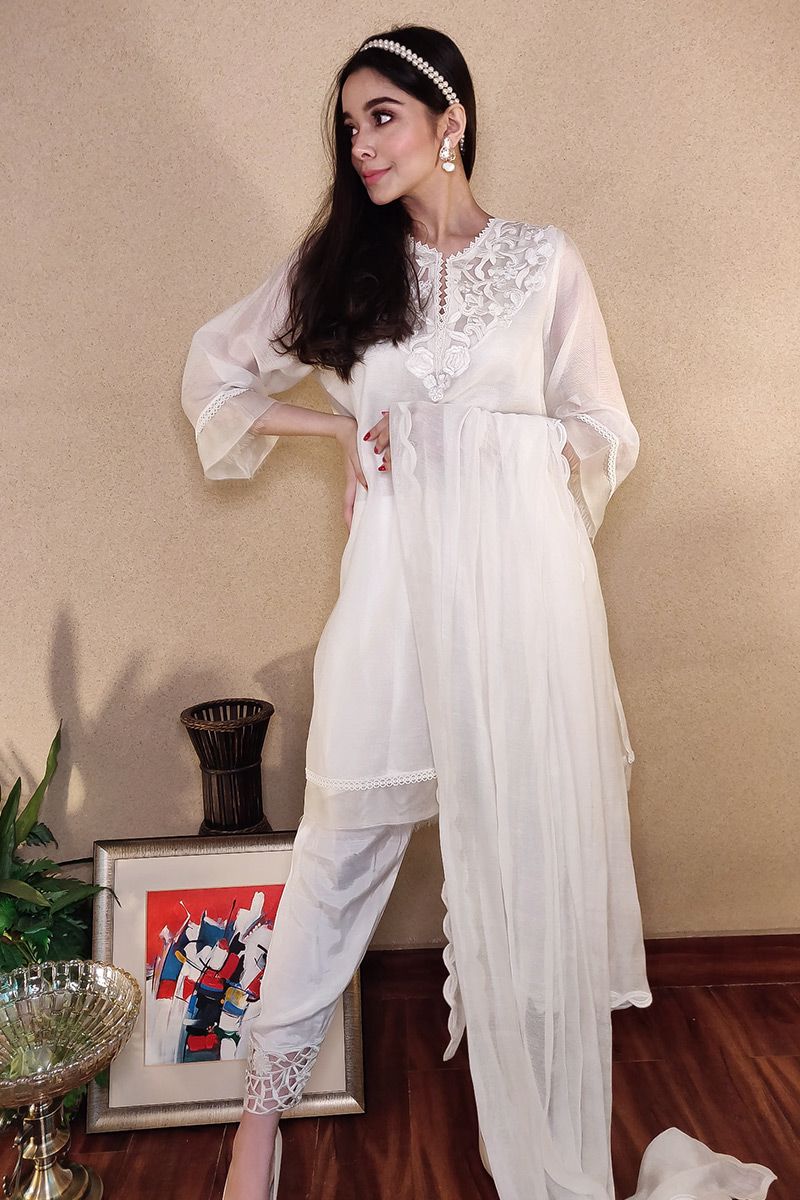 Picture of Cutwork Basic - White