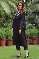 Picture of White Rose - Black