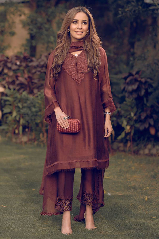 Picture of Cutwork Basic - Maroon