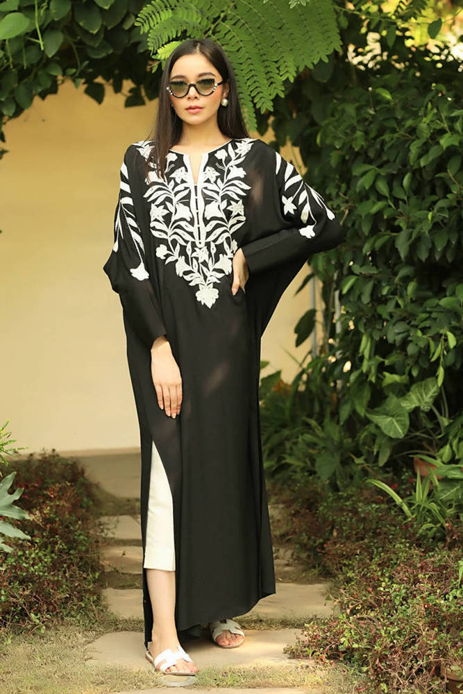 Picture of Appliqued Kaftan