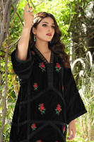 Picture of Red Roses On Velvet