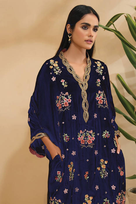 Confetti Velvet Phiran With Pants