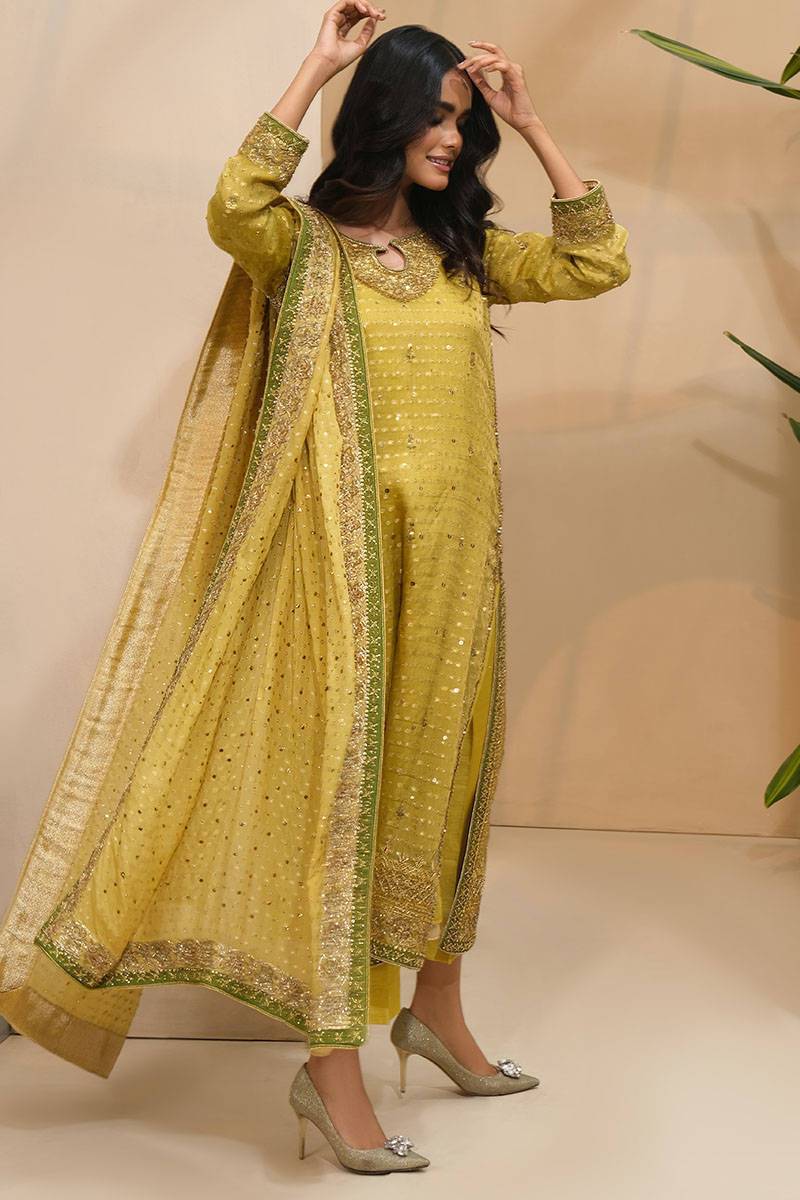 Picture of Mehndi Gold With Dupatta And Pants
