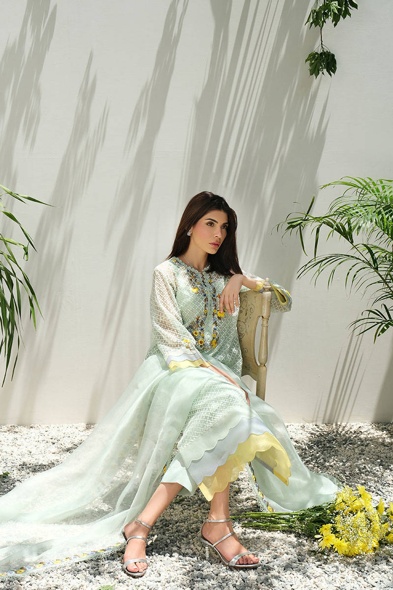 Picture of Mint Terllis Rose With Pants