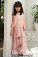 Picture of Pink Silk Floral Kid