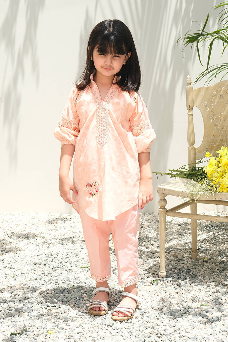 Picture of Pink Rose Heart Kid