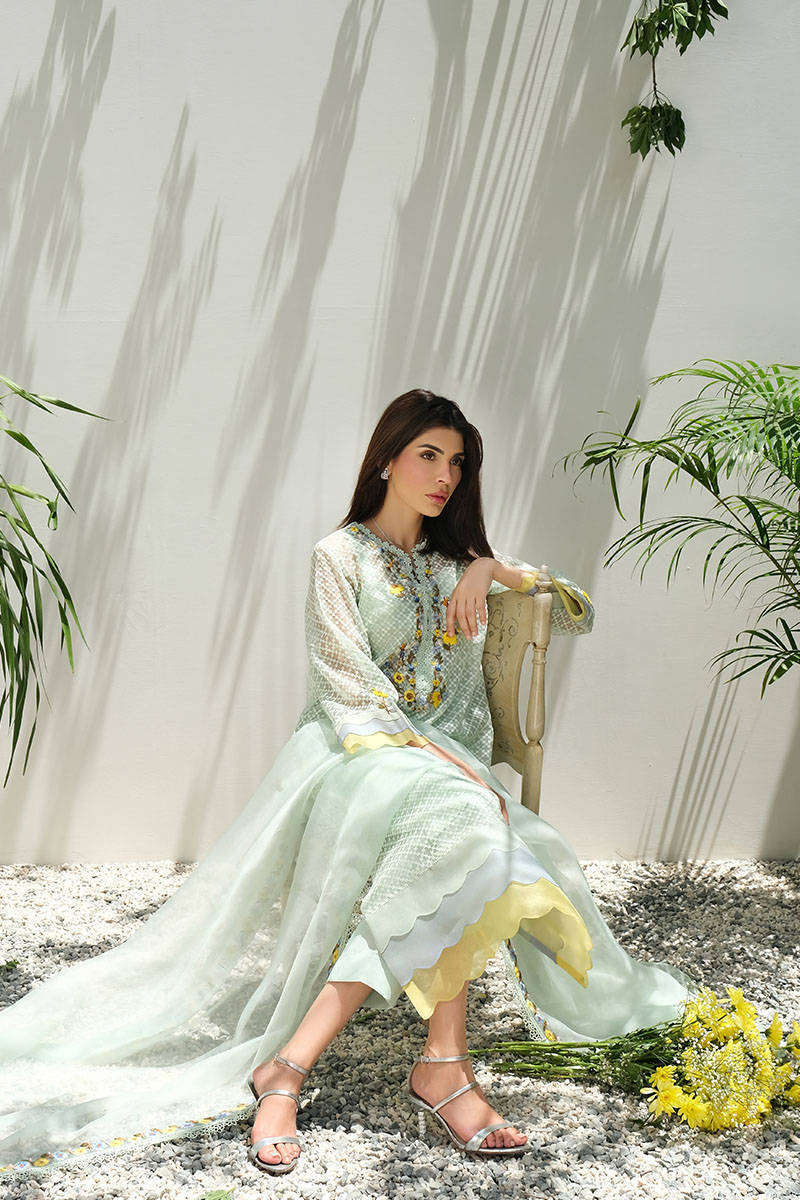 Picture of Mint Terllis Rose With Pants