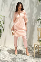 Picture of Rose Heart With Pants