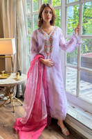 Picture of Roses And Bow Lilac With Pants