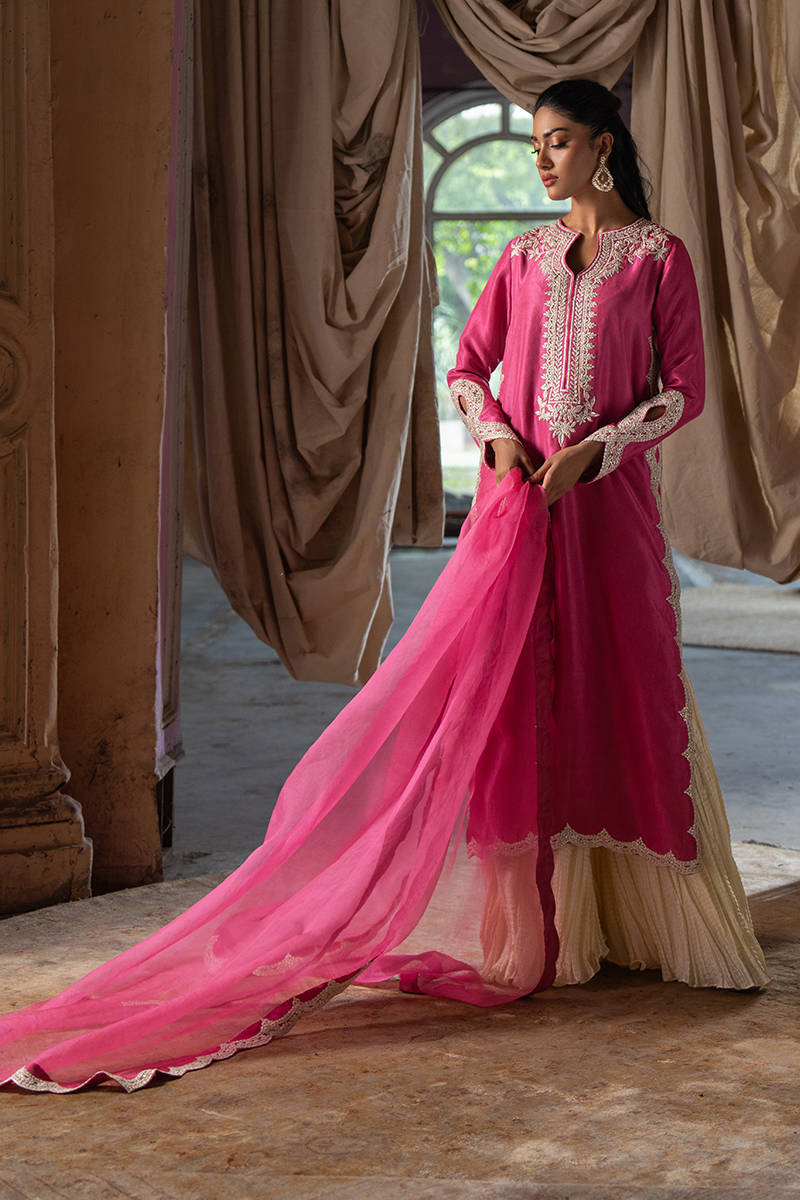 Picture of Strawberry Silk