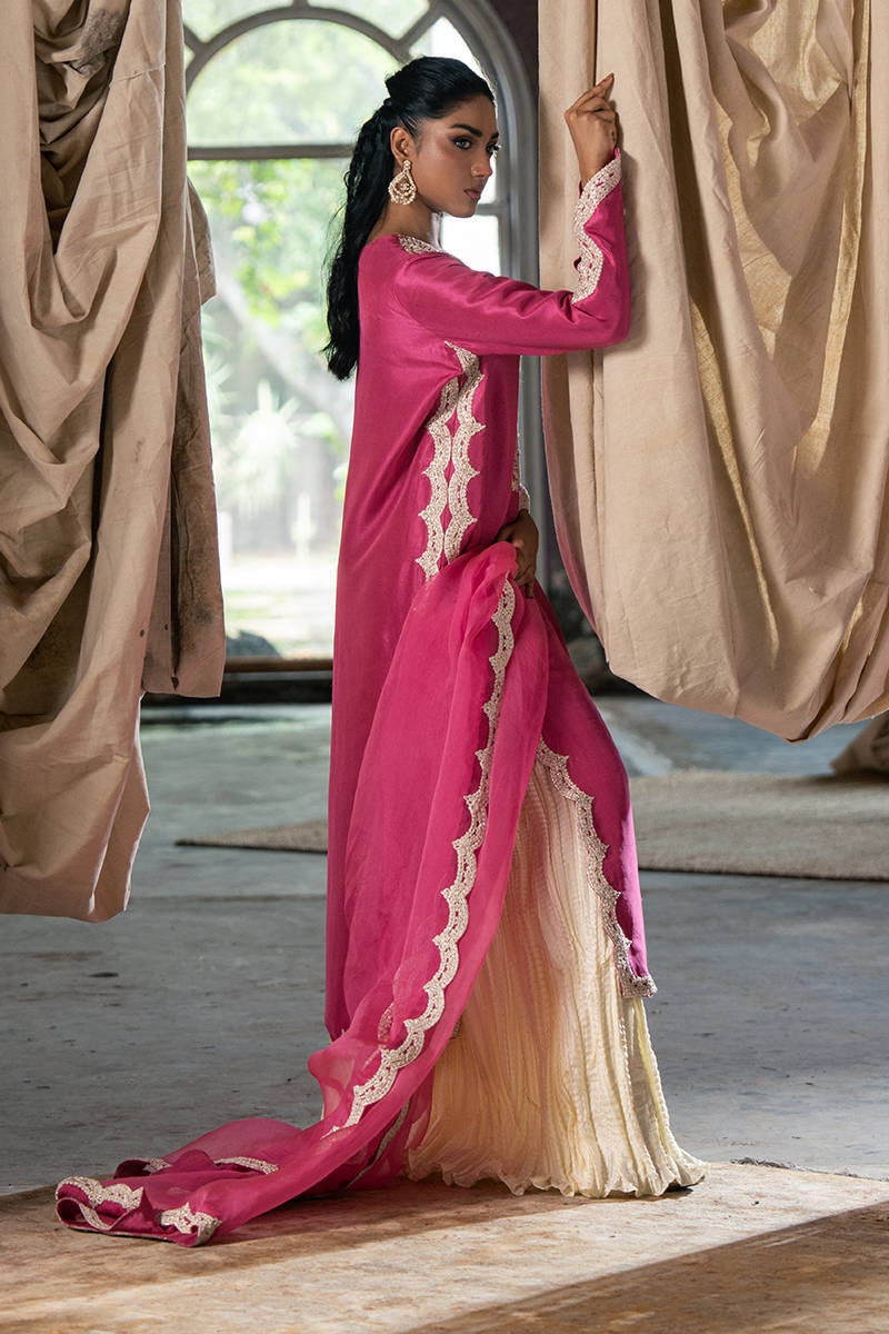 Picture of Strawberry Silk