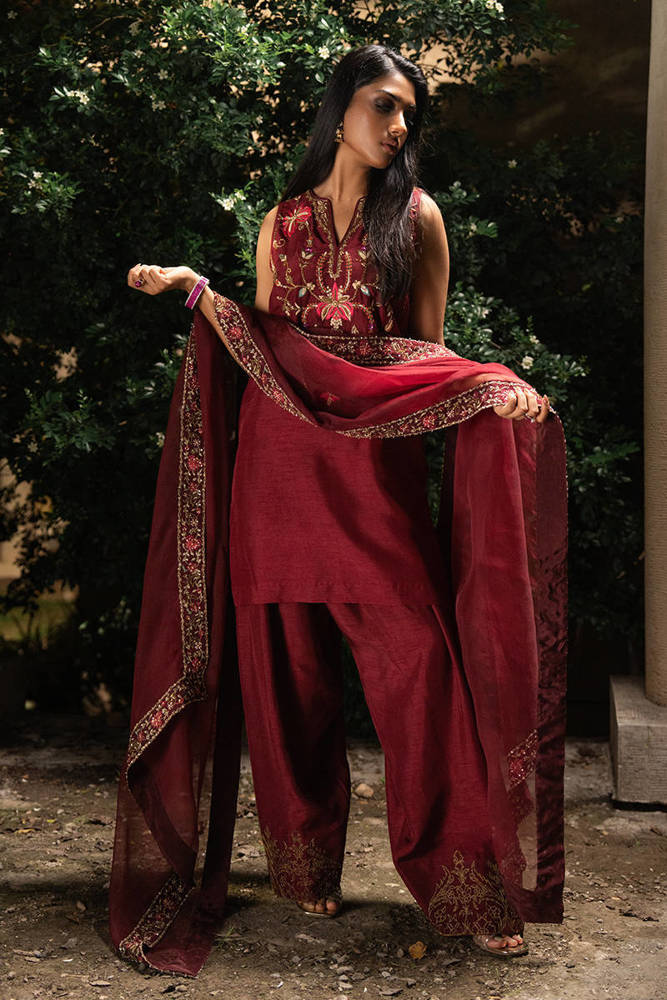 Picture of Marjaan Silk Set