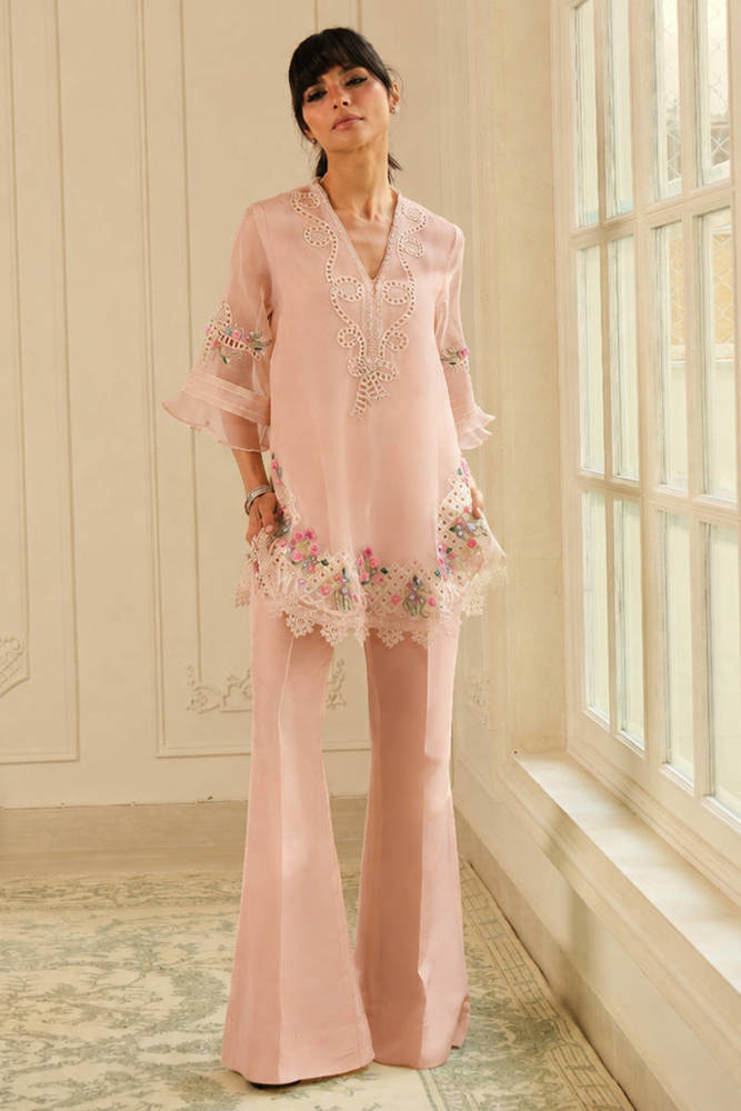 Picture of Elara Shirt and Pants