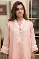 Picture of vintage cameo broach