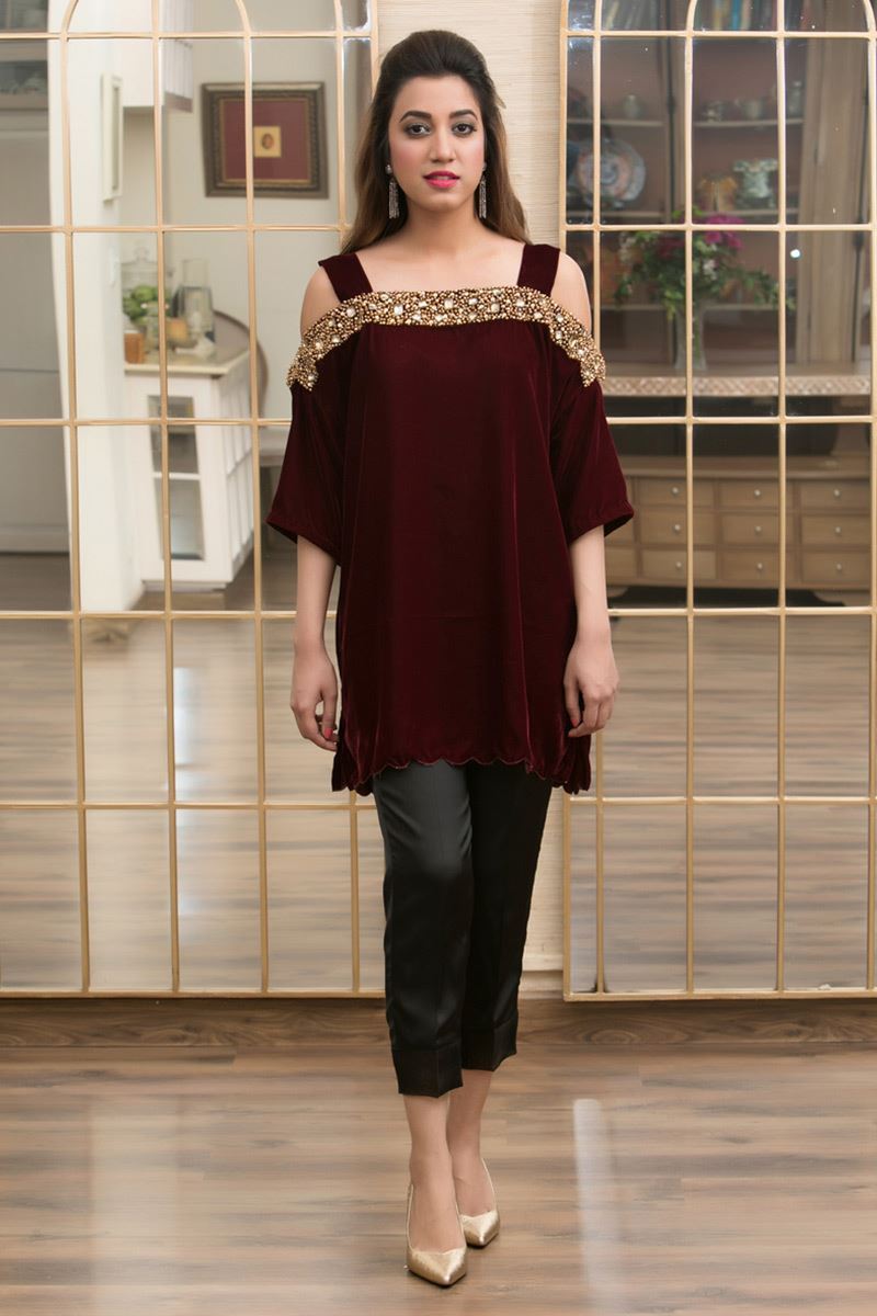 Picture of Champagne crystal off shoulder