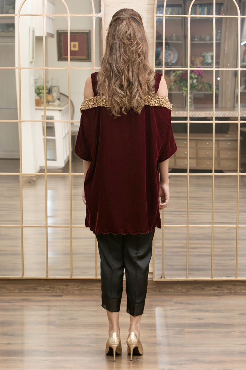 Picture of Champagne crystal off shoulder