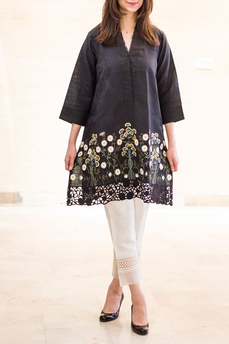 Picture of Daisy and bees