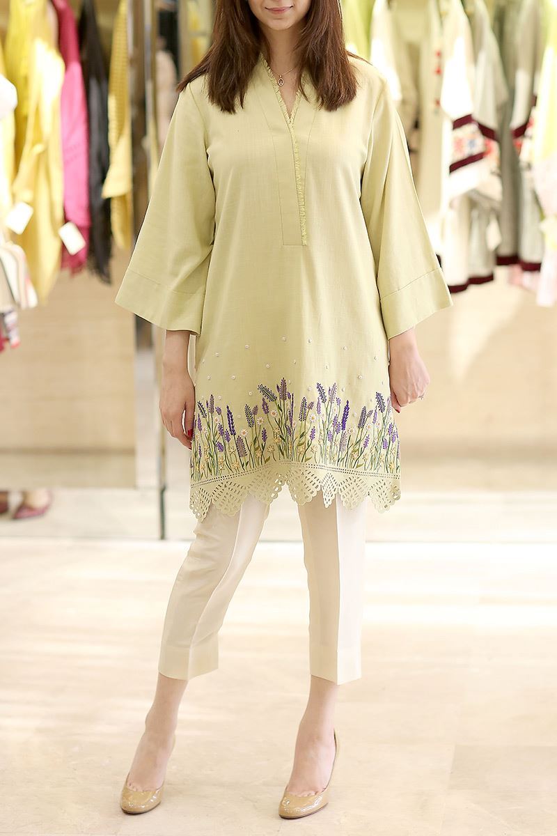 Picture of Lavender and daisies