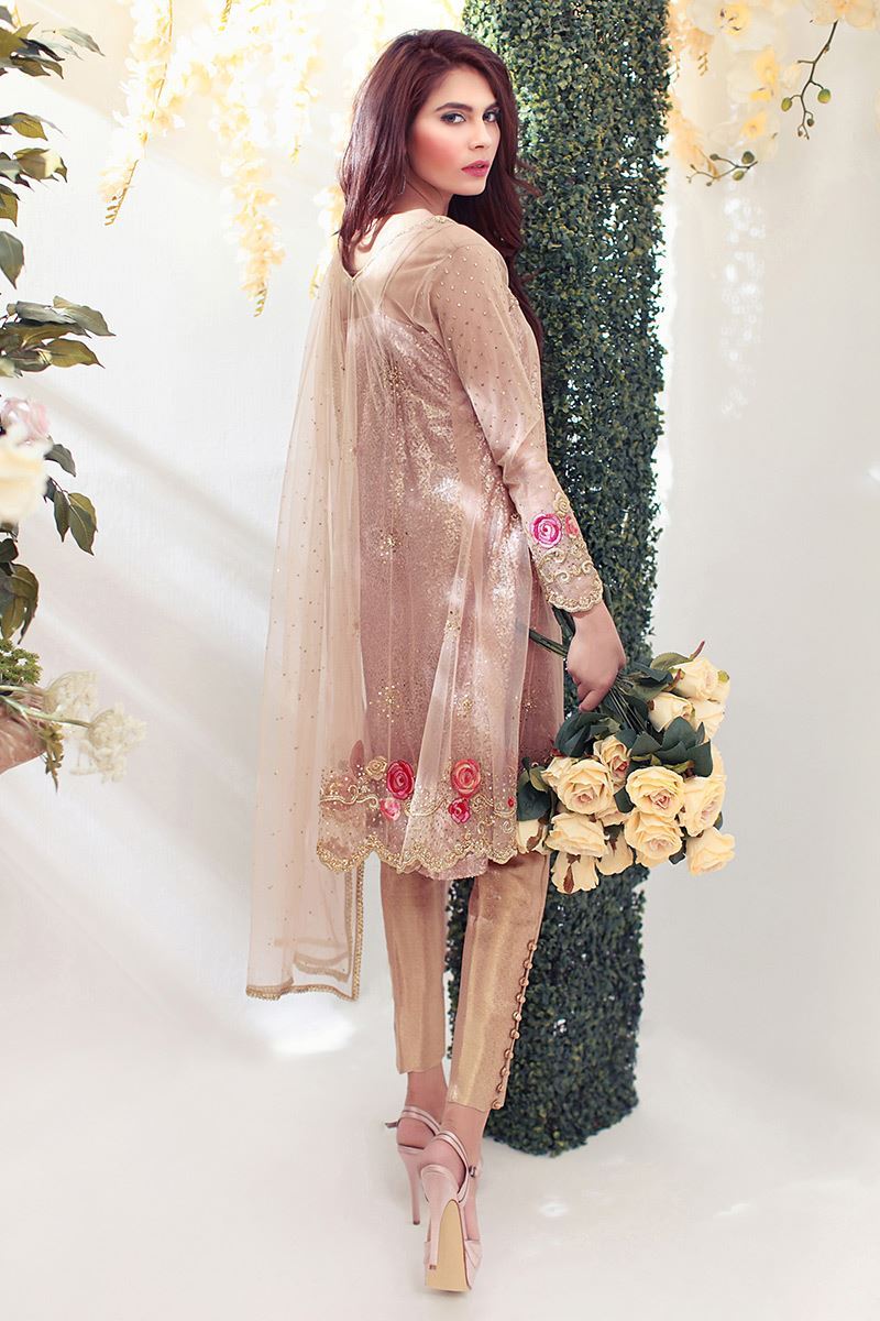 Picture of Peach and roses full suit