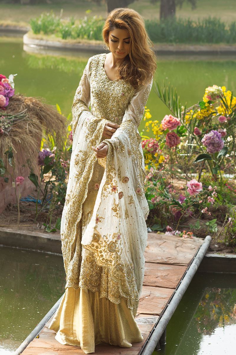 Picture of Lace bridal on chantilly