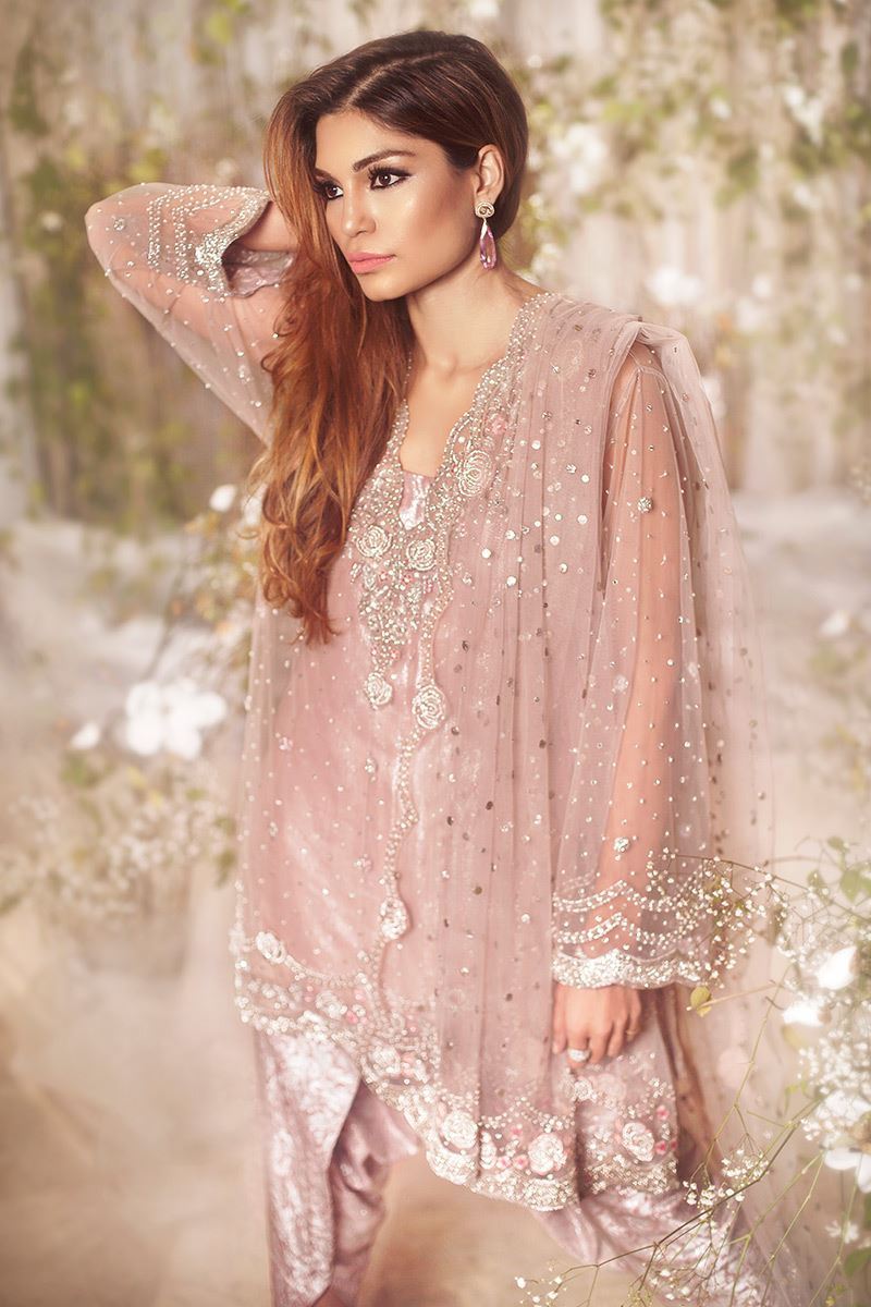 Picture of Lucent roses