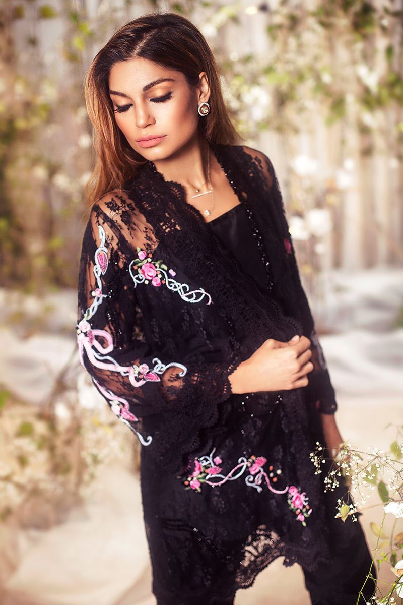 Picture of Black ribbon lace with pants