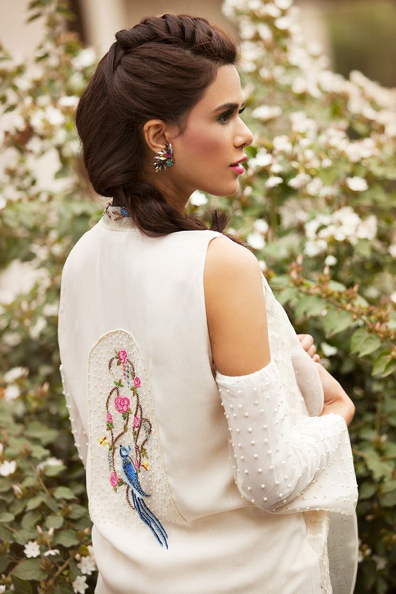 Picture of Bird in cage jacket