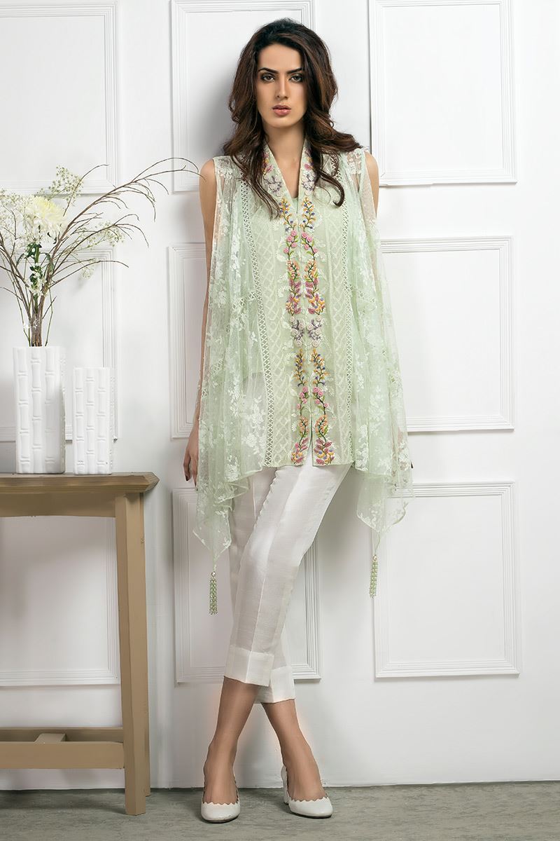 Picture of Floral bail on flair