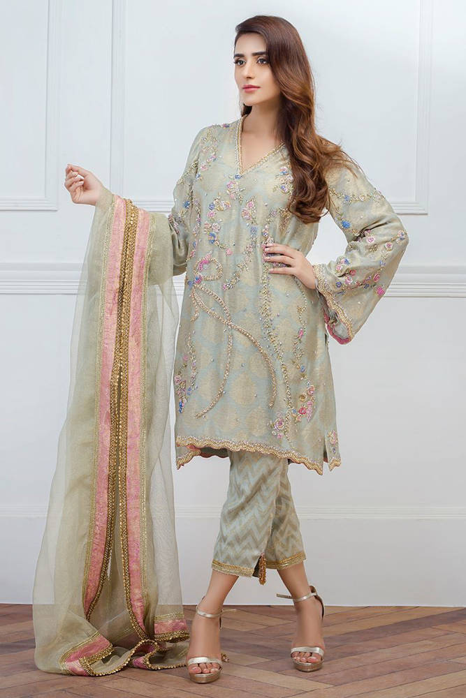 Picture of Floret bow full suit