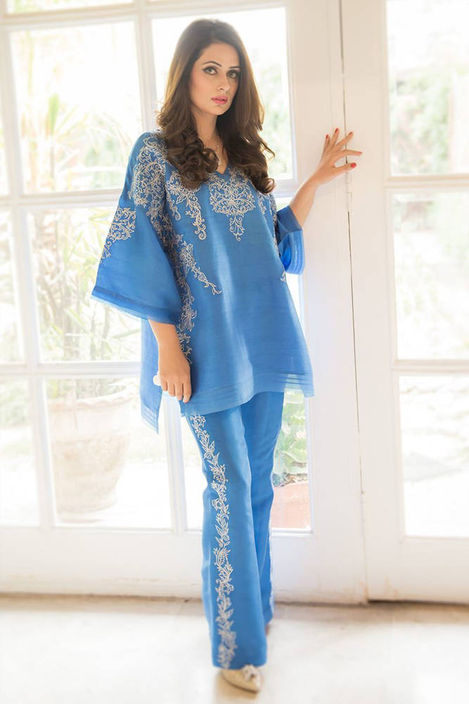 Picture of SILVER SCRAWL WITH PANTS