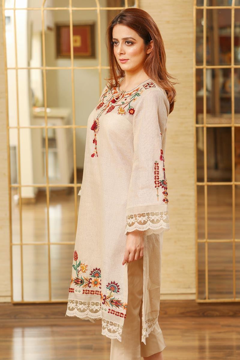 Picture of Floral aztec jute