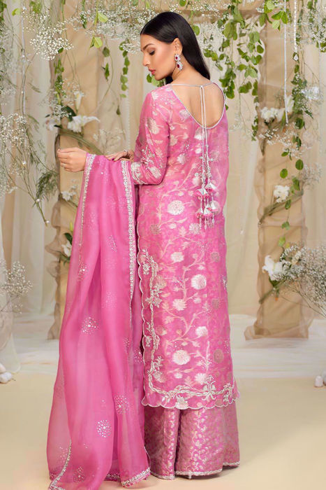 Frosty silver on embossed tissue