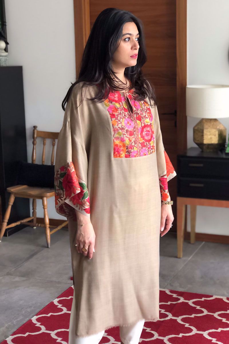 Picture of Long Shawl Shirt