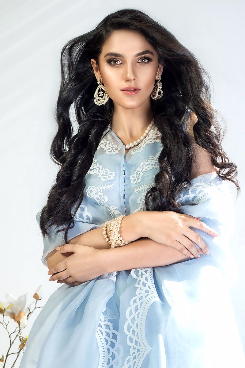 Picture of Scalloped organza