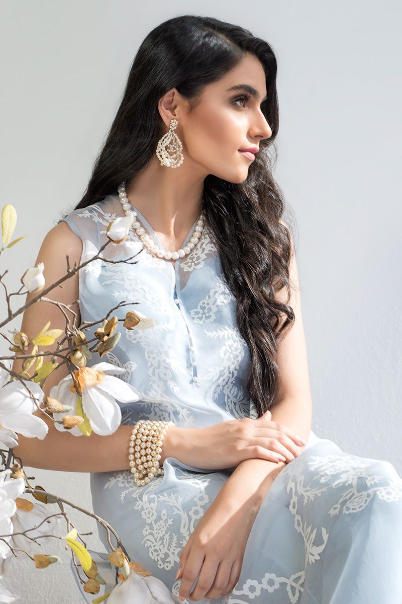 Picture of Scalloped organza