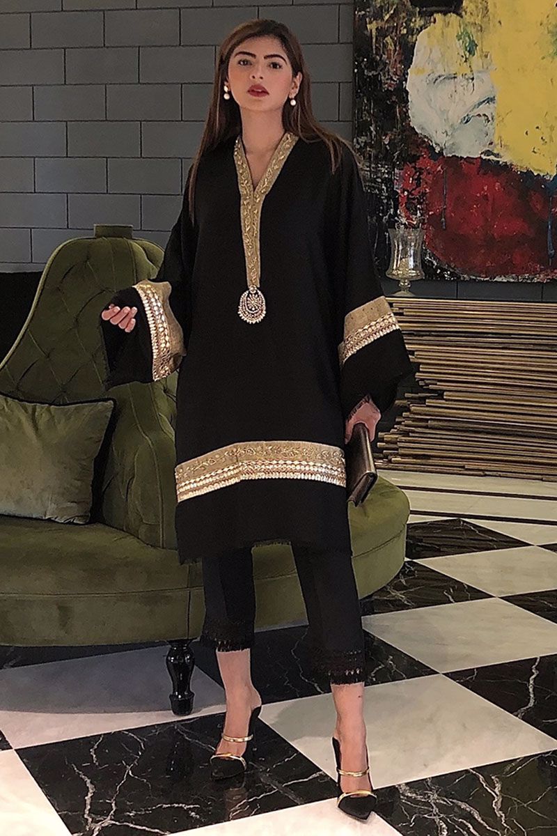 Picture of Chandbali shawl shirt Black