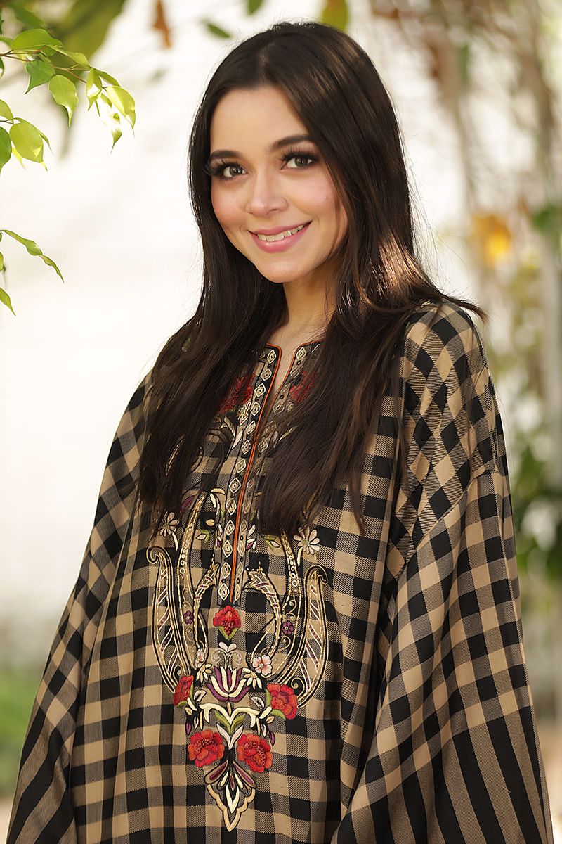 Picture of Kashmiri Kali Black