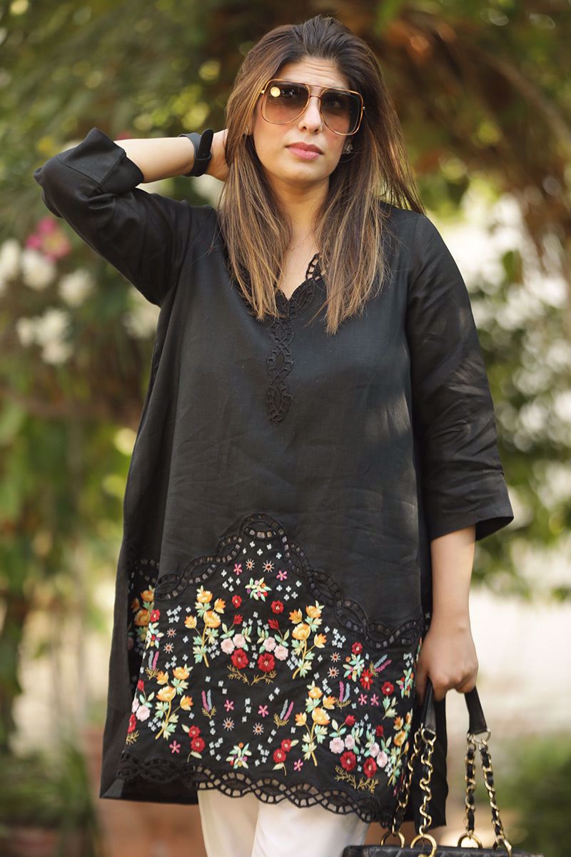 Picture of Confetti - Black