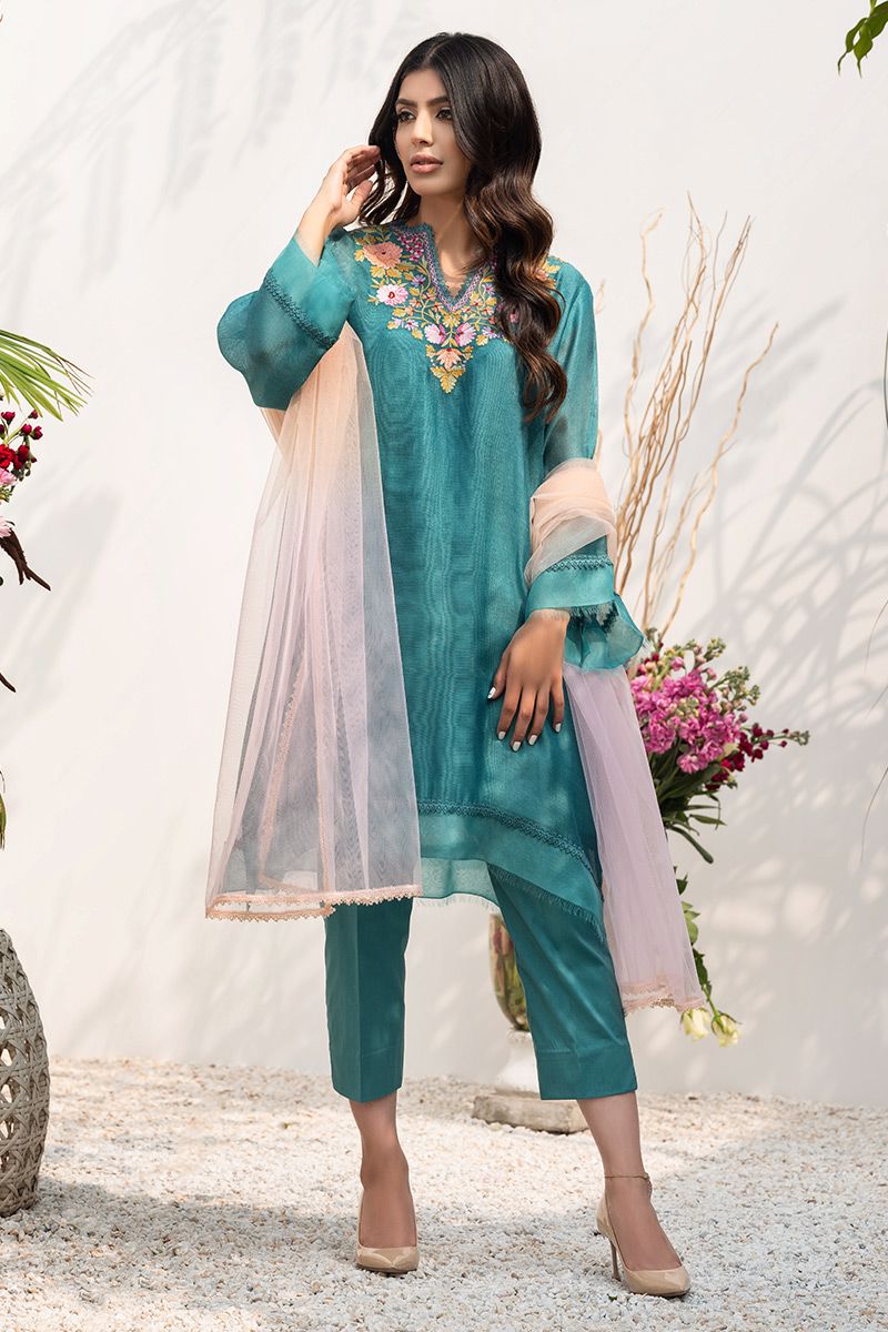 Farida Hasan. Kashmiri Floral with pants
