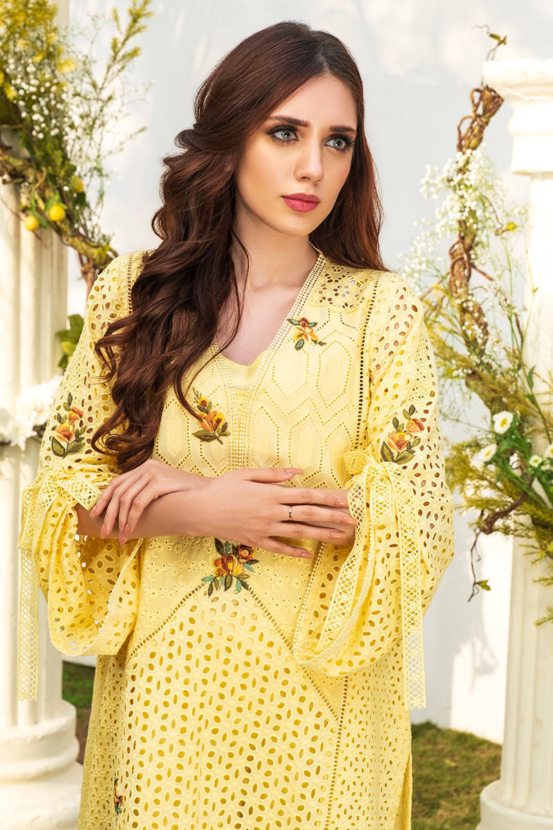 Picture of Yellow Rose Chikan