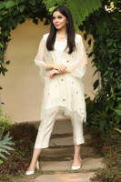 Picture of Multi Bow White with Slip