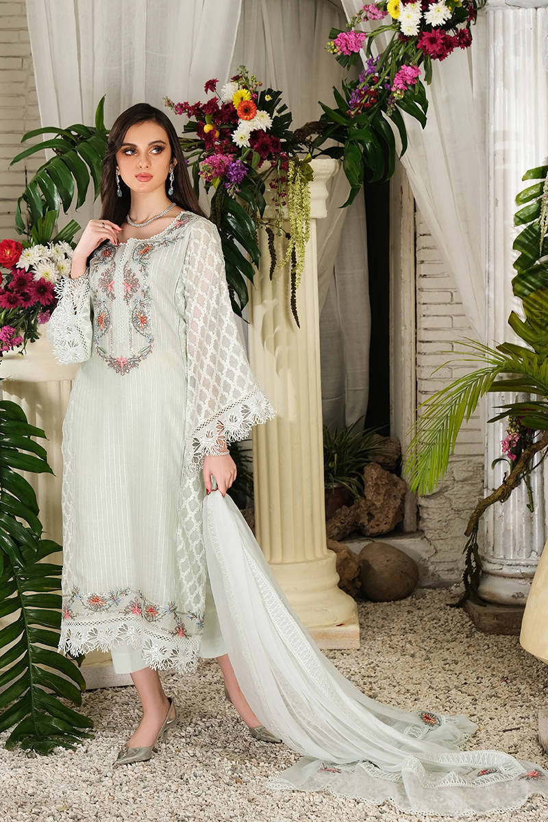 Picture of Kashmiri Kali Kamdani with pants