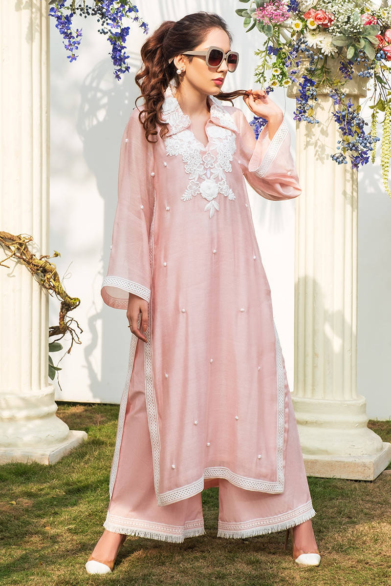 Picture of Pink And White Lace