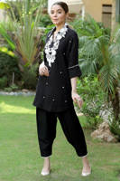 Picture of Black Chikan Lace Collar