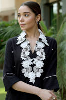 Picture of Black Chikan Lace Collar