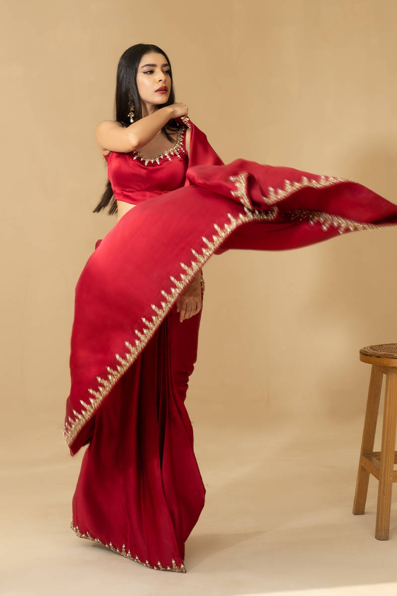 Picture of Maroon Saree
